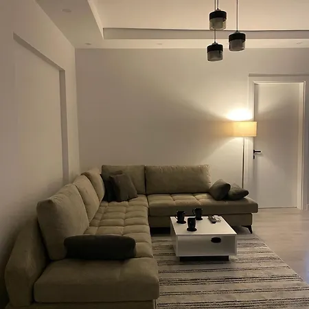 Spacious And Modern Apartment Tirana