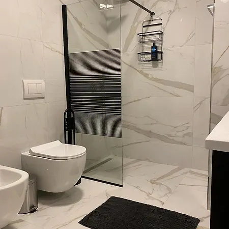 Apartment Spacious And Modern Tirana